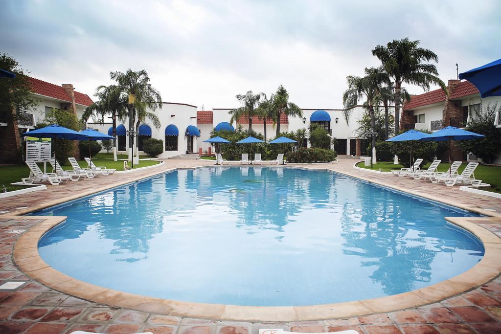 Quality Inn Nuevo Laredo Exterior foto