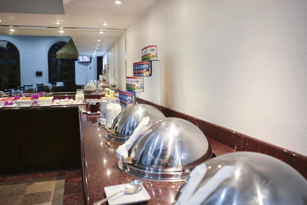 Quality Inn Nuevo Laredo Exterior foto